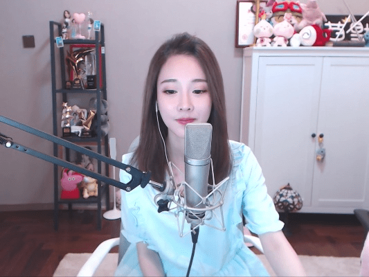 冯提莫手游同爱情下载官方app,稳定解析策略_冒险版_v6.296